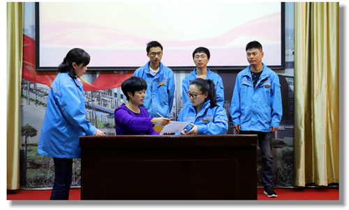宜化集團職業(yè)技能培訓鑒定工作正式啟動(圖3) 宜化集團職業(yè)技能培訓鑒定工作正式啟動(圖3)
