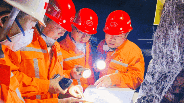 把脈問診 查漏補缺——集團完成2019年上半年管理審核工作(圖1) 把脈問診 查漏補缺——集團完成2019年上半年管理審核工作(圖1)