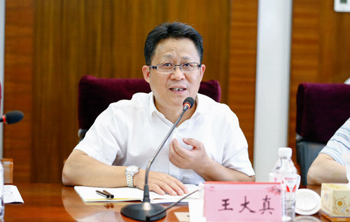 宜化集團(tuán)召開(kāi)7月份效益分析總結(jié)會(huì)(圖2) 宜化集團(tuán)召開(kāi)7月份效益分析總結(jié)會(huì)(圖2)