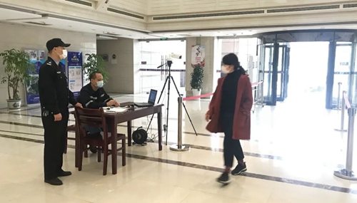 集團總部:嚴抓疫情防控 保障辦公秩序(圖1) 集團總部:嚴抓疫情防控 保障辦公秩序(圖1)