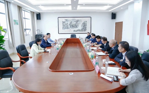 湖北省應(yīng)急管理廳黨委副書記、副廳長楊愛東到宜化實(shí)訓(xùn)基地現(xiàn)場調(diào)研(圖3)