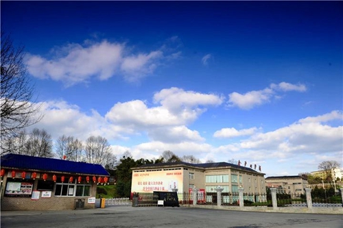 金沙酒業:落實“六強六重一穩”戰略 穩步穩速穩健發展(圖1) 金沙酒業:落實“六強六重一穩”戰略 穩步穩速穩健發展(圖1)