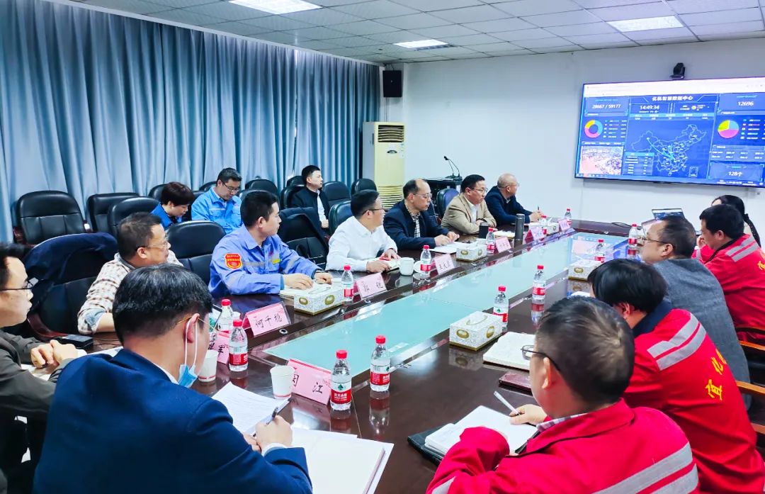 王大真一行到宜化化機公司現場辦公(圖1) 圖片