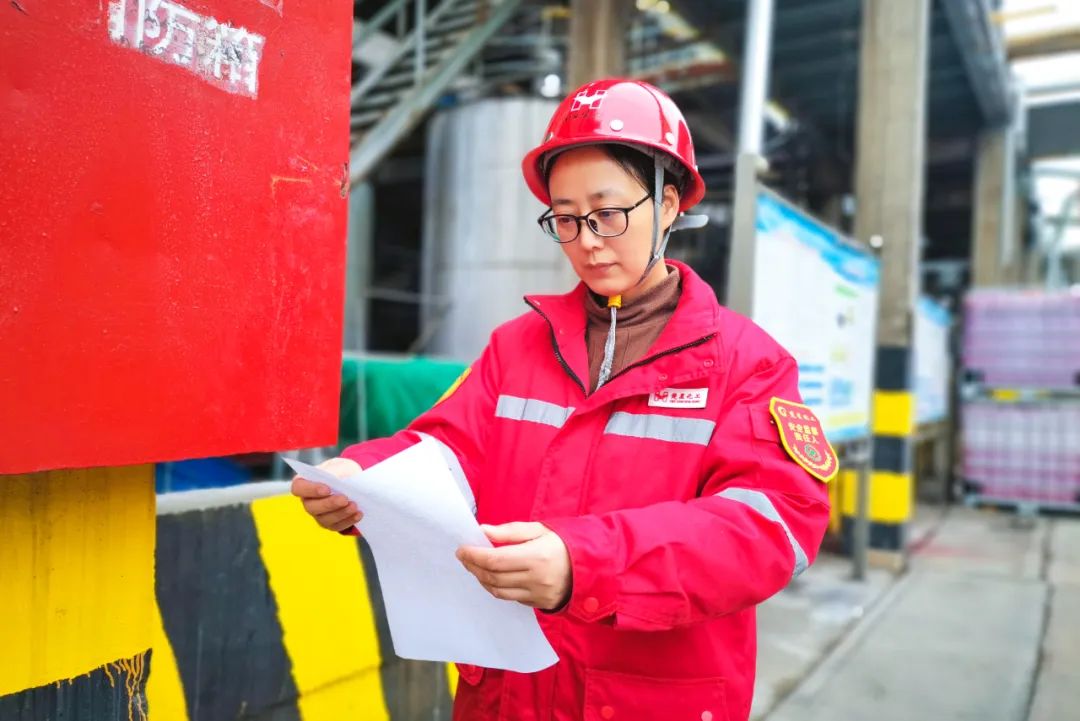 【三八特輯】楚星公司王芳：柔肩擔重任，為公司安全生產(chǎn)穩(wěn)定貢獻巾幗力量(圖3)