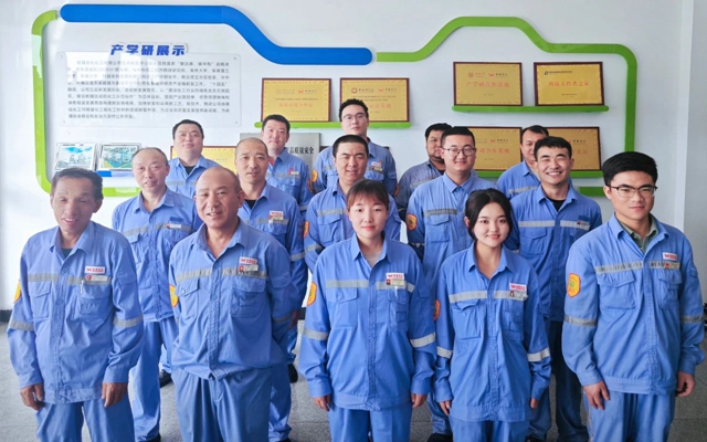 新疆宜化5個班組獲評準東開發區安全管理標準化班組