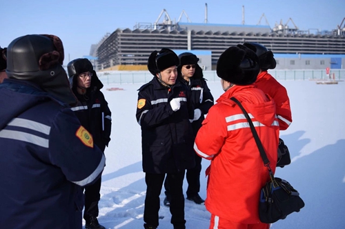 宜昌市領(lǐng)導(dǎo)王應(yīng)華、王大真一行到新疆宜化調(diào)研走訪